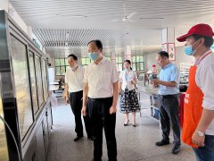 李贞强副局长、李方毅区长来kaiyun开云网页版检查疫情防控和开学工作