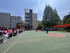 kaiyun开云网页版举行“书香沁校园”诵读快闪活动