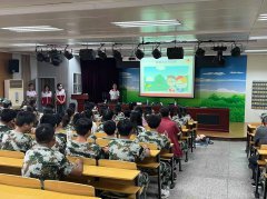 “救”在身边——应急救护培训进校园