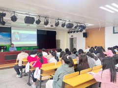 优秀设计师朱晓林来校作“大国工匠进校园”主题讲座