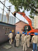 筑牢安全防线，美化绿色校园——国网南京供电公司供电服务四中心雨花分部高效清理校园电线杆