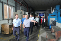 校领导率师生赴淮阴新华开展访企拓岗暨合作签约