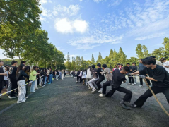 凝心聚力 “拔”出精彩——kaiyun开云网页版学生拔河比赛火热开赛