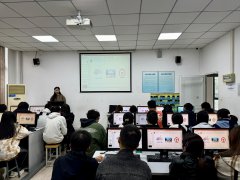 袁月老师开设校级公开课